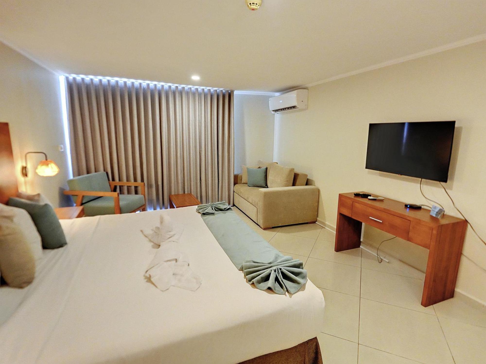 City Suites & Beach Hotel Willemstad Exterior photo
