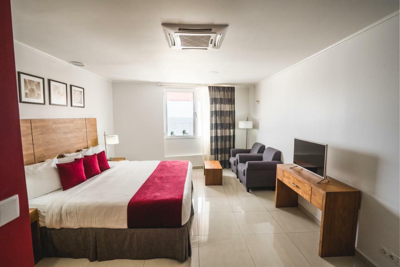 City Suites & Beach Hotel Willemstad Exterior photo