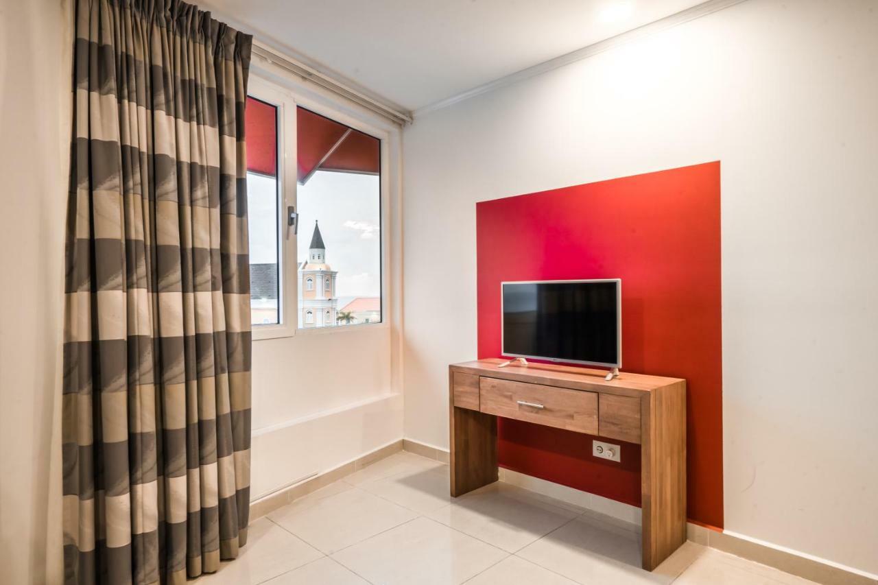 City Suites & Beach Hotel Willemstad Exterior photo